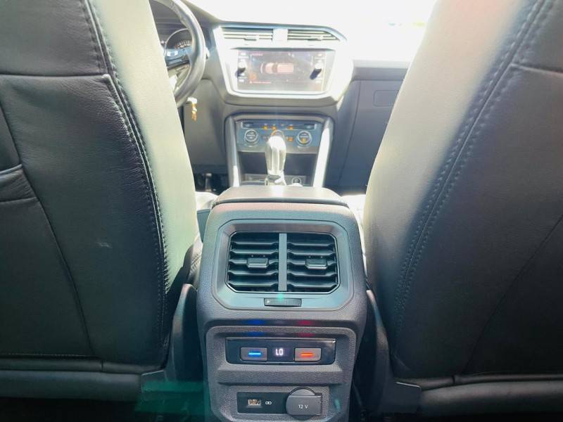 VOLKSWAGEN - TIGUAN - 2019/2019 - Preta - R$ 114.990,00