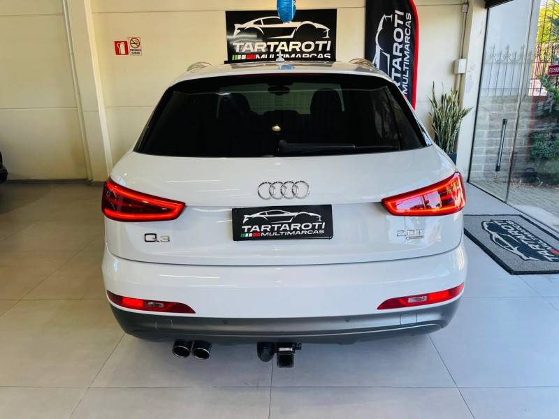 AUDI - Q3 - 2012/2013 - Branca - R$ 82.990,00