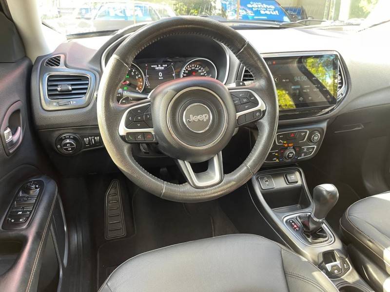 JEEP - COMPASS - 2017/2018 - Preta - R$ 92.990,00
