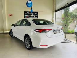 TOYOTA - COROLLA - 2023/2023 - Branca - R$ 132.990,00