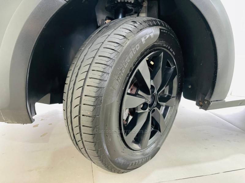VOLKSWAGEN - SAVEIRO - 2014/2014 - Branca - R$ 44.990,00