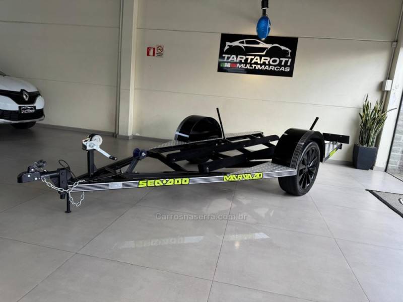 REBOQUES - FEDERAL JET - 2025/2025 - Preta - R$ 16.990,00