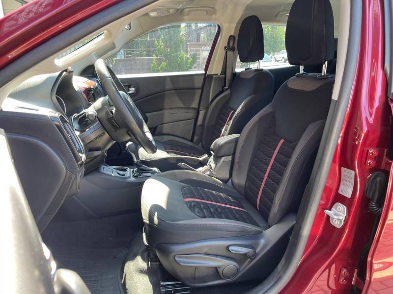 FIAT - TORO - 2021/2021 - Vermelha - R$ 105.990,00