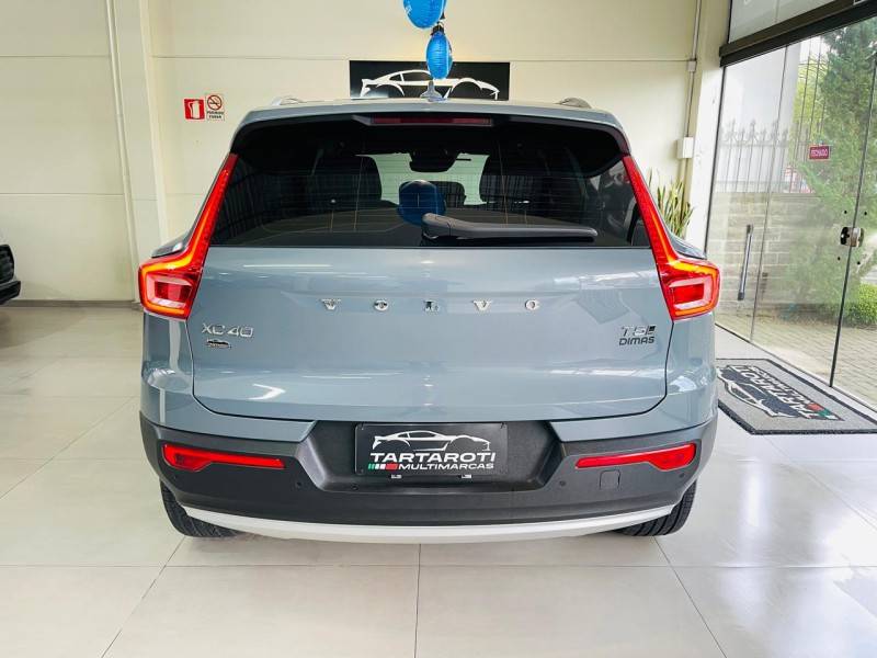 VOLVO - XC 40 - 2019/2020 - Cinza - R$ 159.990,00