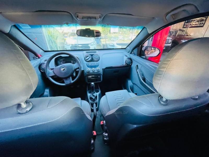 CHEVROLET - MONTANA - 2011/2012 - Branca - R$ 41.990,00