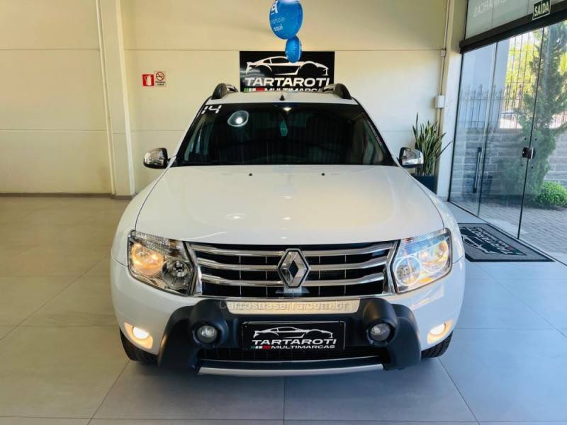 RENAULT - DUSTER - 2013/2014 - Branca - R$ 56.990,00