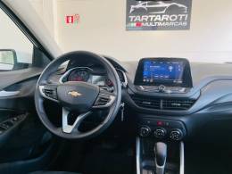 CHEVROLET - ONIX - 2021/2022 - Branca - R$ 77.990,00