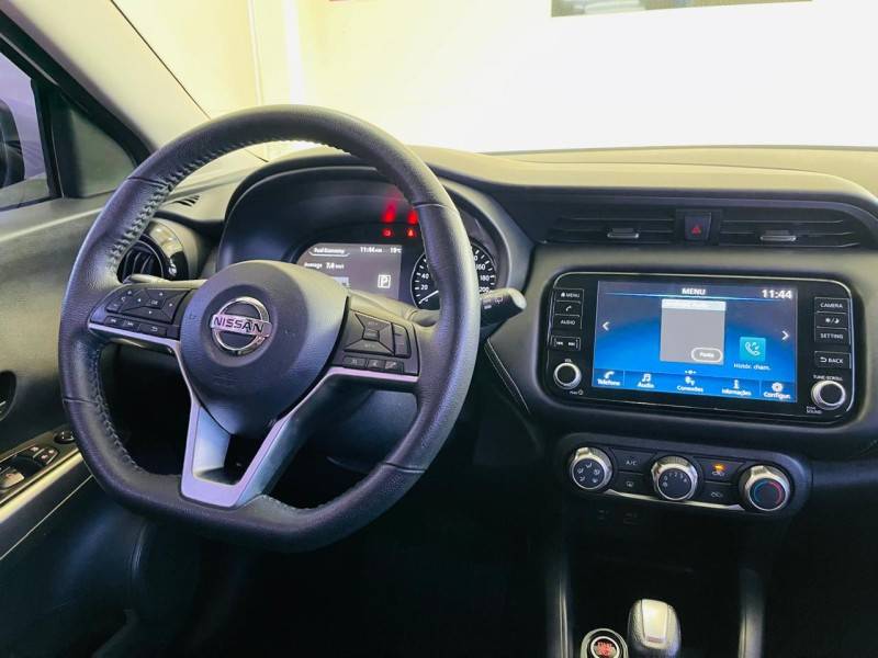 NISSAN - KICKS - 2022/2022 - Branca - R$ 104.990,00