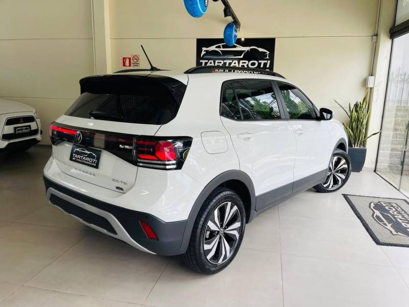 VOLKSWAGEN - T-CROSS - 2024/2025 - Branca - R$ 129.990,00