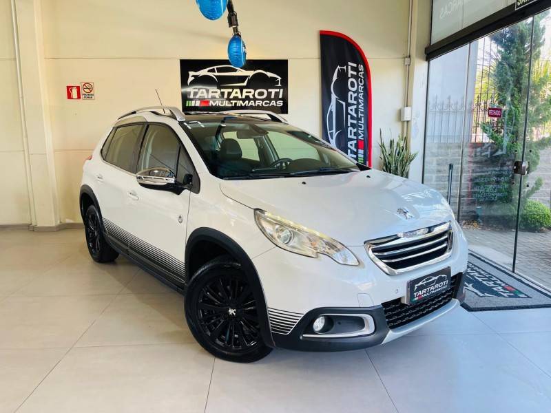 PEUGEOT - 2008 - 2016/2017 - Branca - R$ 61.990,00