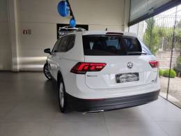 VOLKSWAGEN - TIGUAN - 2018/2018 - Branca - R$ 119.990,00