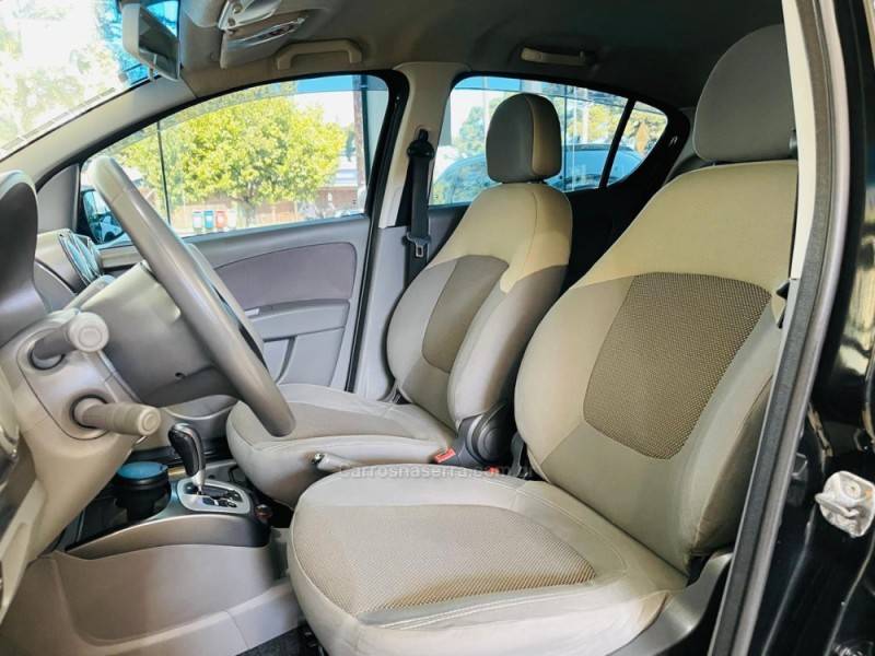 FIAT - PALIO - 2012/2013 - Preta - R$ 38.990,00