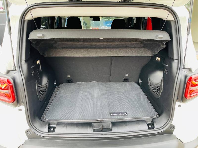 JEEP - RENEGADE - 2024/2025 - Branca - R$ 121.990,00