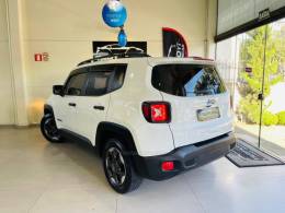 JEEP - RENEGADE - 2018/2019 - Branca - R$ 75.990,00