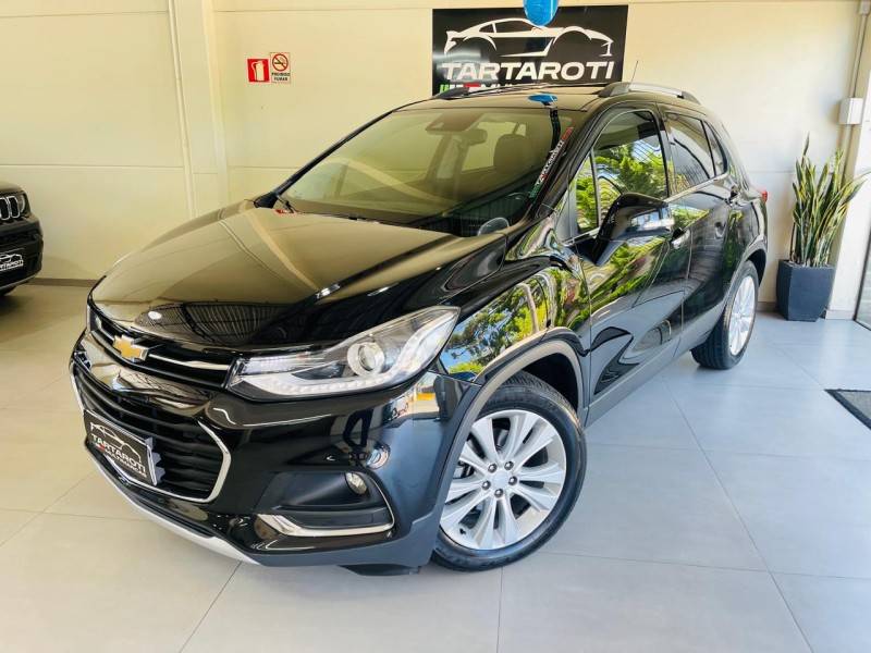 CHEVROLET - TRACKER - 2018/2019 - Preta - R$ 96.990,00