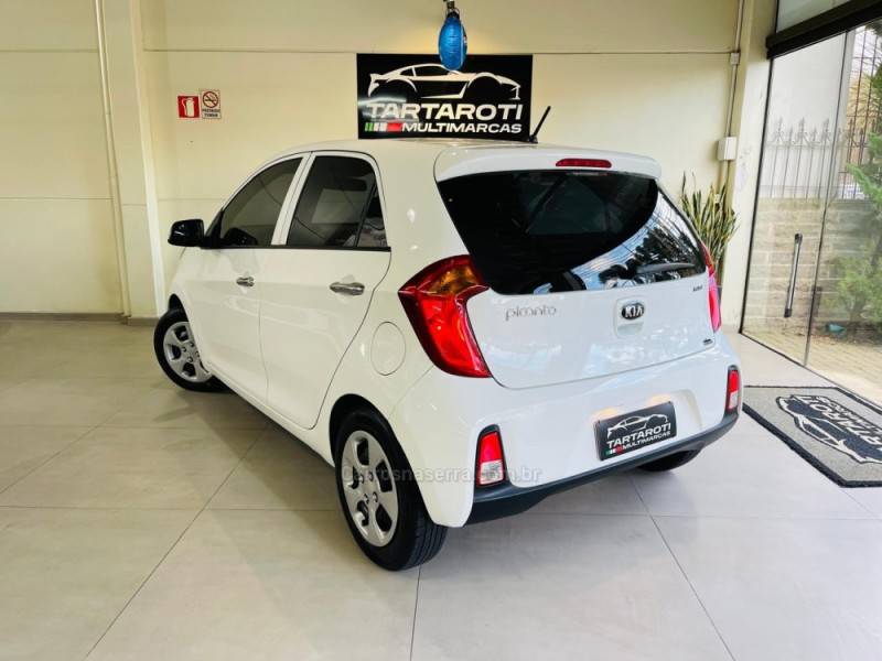 KIA MOTORS - PICANTO - 2015/2016 - Branca - R$ 44.990,00