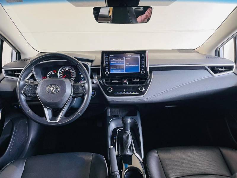 TOYOTA - COROLLA - 2023/2023 - Branca - R$ 132.990,00