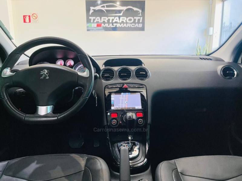 PEUGEOT - 308 - 2015/2016 - Branca - R$ 59.990,00
