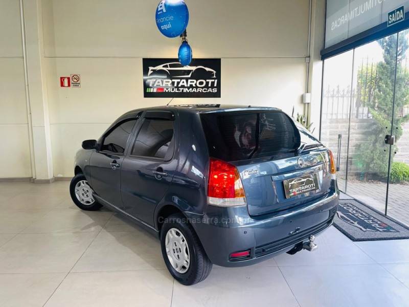 FIAT - PALIO - 2003/2004 - Cinza - R$ 23.990,00