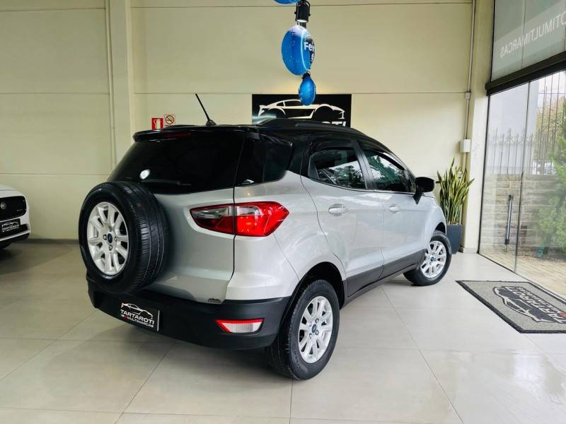 FORD - ECOSPORT - 2018/2019 - Prata - R$ 73.990,00