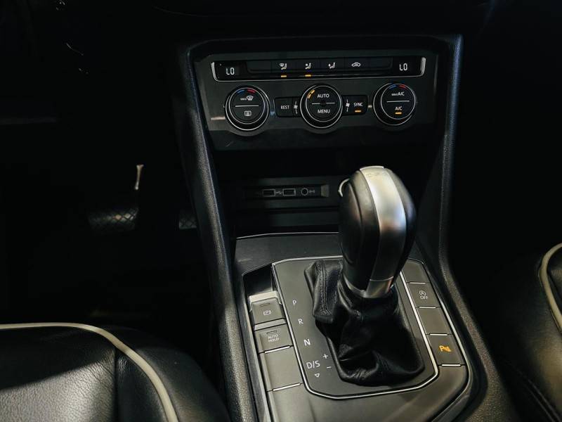 VOLKSWAGEN - TIGUAN - 2019/2019 - Preta - R$ 115.990,00