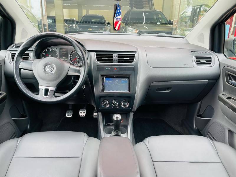 VOLKSWAGEN - SPACE CROSS - 2011/2012 - Azul - R$ 47.990,00