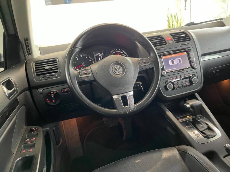 VOLKSWAGEN - JETTA - 2010/2010 - Prata - R$ 52.990,00