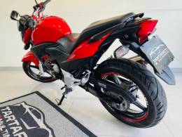 HONDA - CB 300R - 2010/2011 - Vermelha - R$ 13.990,00