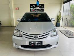 TOYOTA - ETIOS - 2015/2015 - Prata - R$ 43.990,00