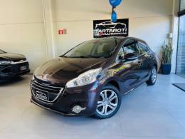 PEUGEOT - 208 - 2014/2015 - Marrom - R$ 50.990,00