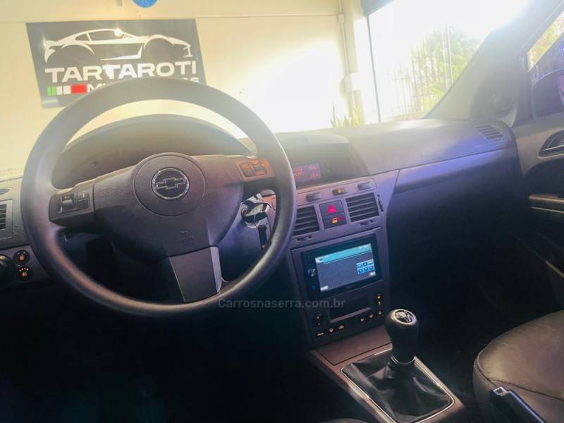 CHEVROLET - VECTRA - 2007/2008 - Preta - R$ 38.990,00