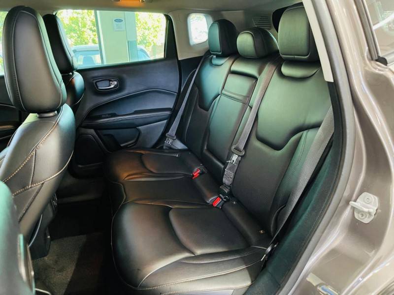JEEP - COMPASS - 2016/2017 - Cinza - R$ 93.990,00