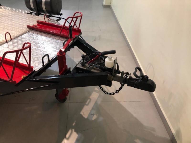 REBOQUES - RONIMAR - 2014/2014 - Preta - R$ 12.990,00