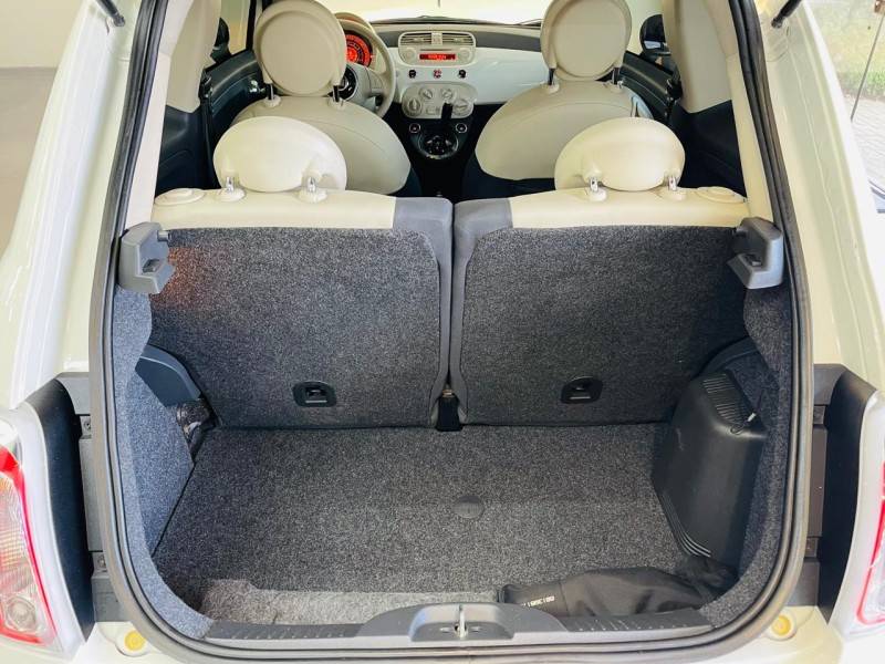 FIAT - 500 - 2013/2014 - Branca - R$ 49.990,00