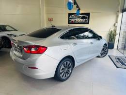 CHEVROLET - CRUZE - 2017/2018 - Prata - R$ 92.990,00