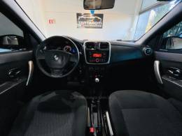 RENAULT - SANDERO - 2018/2019 - Preta - R$ 57.990,00