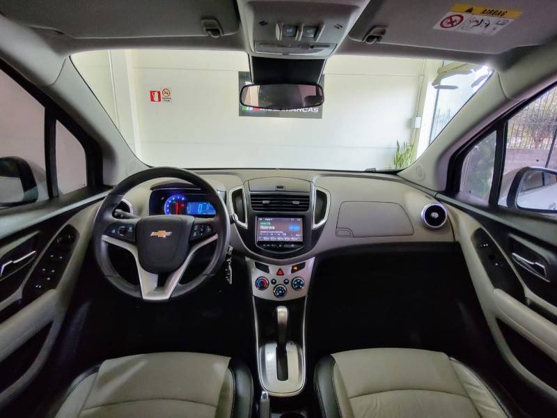 CHEVROLET - TRACKER - 2014/2015 - Branca - R$ 74.990,00