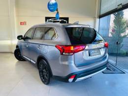 MITSUBISHI - OUTLANDER - 2017/2018 - Cinza - R$ 128.990,00