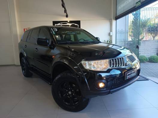 MITSUBISHI - PAJERO DAKAR - 2012/2013 - Preta - R$ 110.990,00