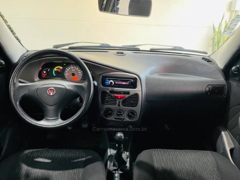 FIAT - PALIO - 2013/2013 - Preta - R$ 30.990,00