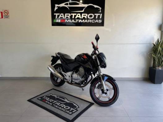 HONDA - CB 300R - 2010/2010 - Preta - R$ 13.990,00
