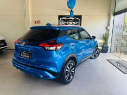 NISSAN - KICKS - 2021/2022 - Azul - R$ 105.990,00