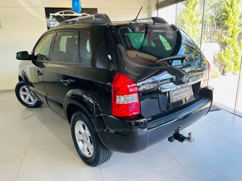 HYUNDAI - TUCSON - 2009/2010 - Preta - R$ 43.990,00