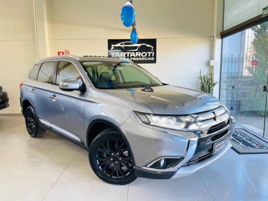 MITSUBISHI - OUTLANDER - 2017/2018 - Cinza - R$ 128.990,00