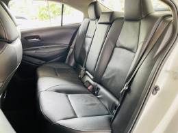 TOYOTA - COROLLA - 2023/2023 - Branca - R$ 132.990,00