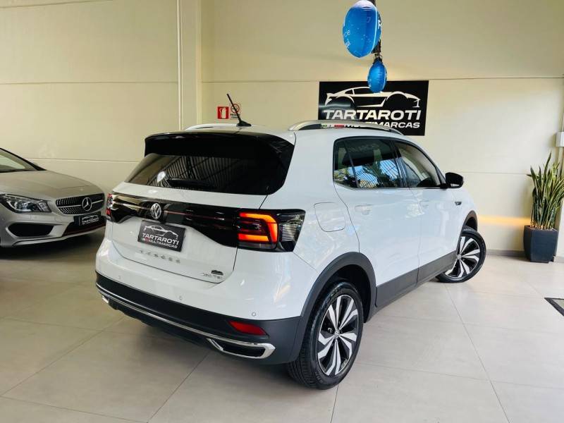 VOLKSWAGEN - T-CROSS - 2021/2021 - Branca - R$ 117.990,00