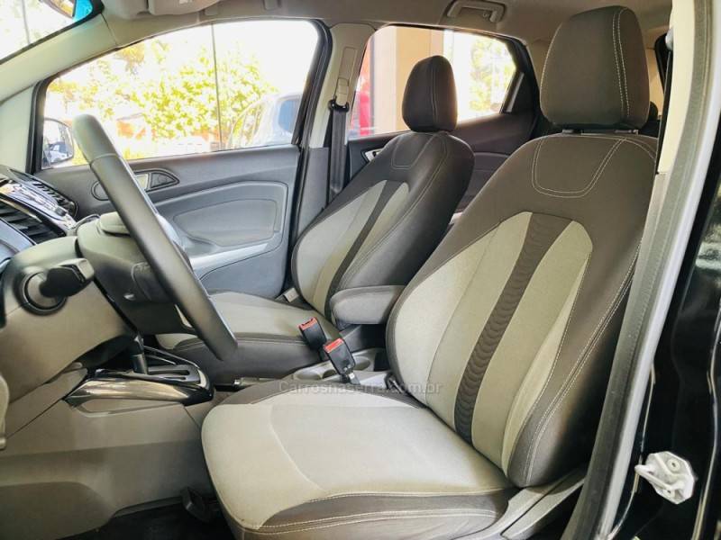FORD - ECOSPORT - 2016/2017 - Preta - R$ 64.990,00