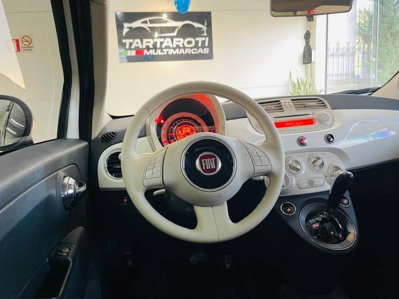 FIAT - 500 - 2013/2014 - Branca - R$ 49.990,00