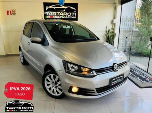 VOLKSWAGEN - FOX - 2014/2015 - Prata - R$ 46.990,00