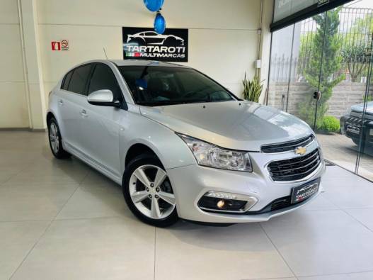 CHEVROLET - CRUZE - 2015/2015 - Prata - R$ 69.990,00